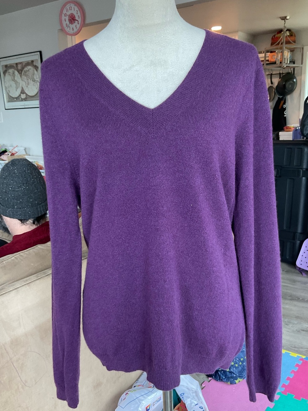 🪻Cashmere Caché 100% 2-Ply Cashmere Purple V-Neck Sweater XL